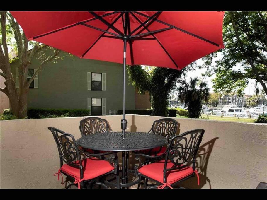 In The Heart Of Harbour Town 2Br 2Ba Pool Access Close To Beach Hilton Head Island Exterior foto