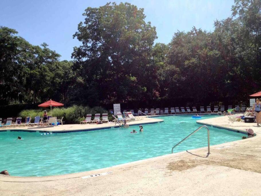In The Heart Of Harbour Town 2Br 2Ba Pool Access Close To Beach Hilton Head Island Exterior foto
