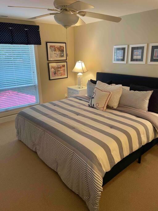 In The Heart Of Harbour Town 2Br 2Ba Pool Access Close To Beach Hilton Head Island Exterior foto